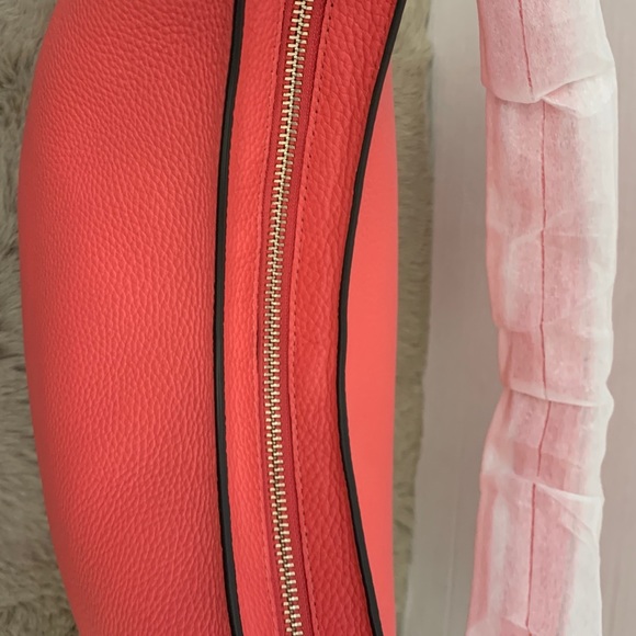 BNWT KATE SPADE PEACH SOFT LEATHER HOBO WITH DETACHABLE STRAP FOR CROSSB… - Picture 12 of 13